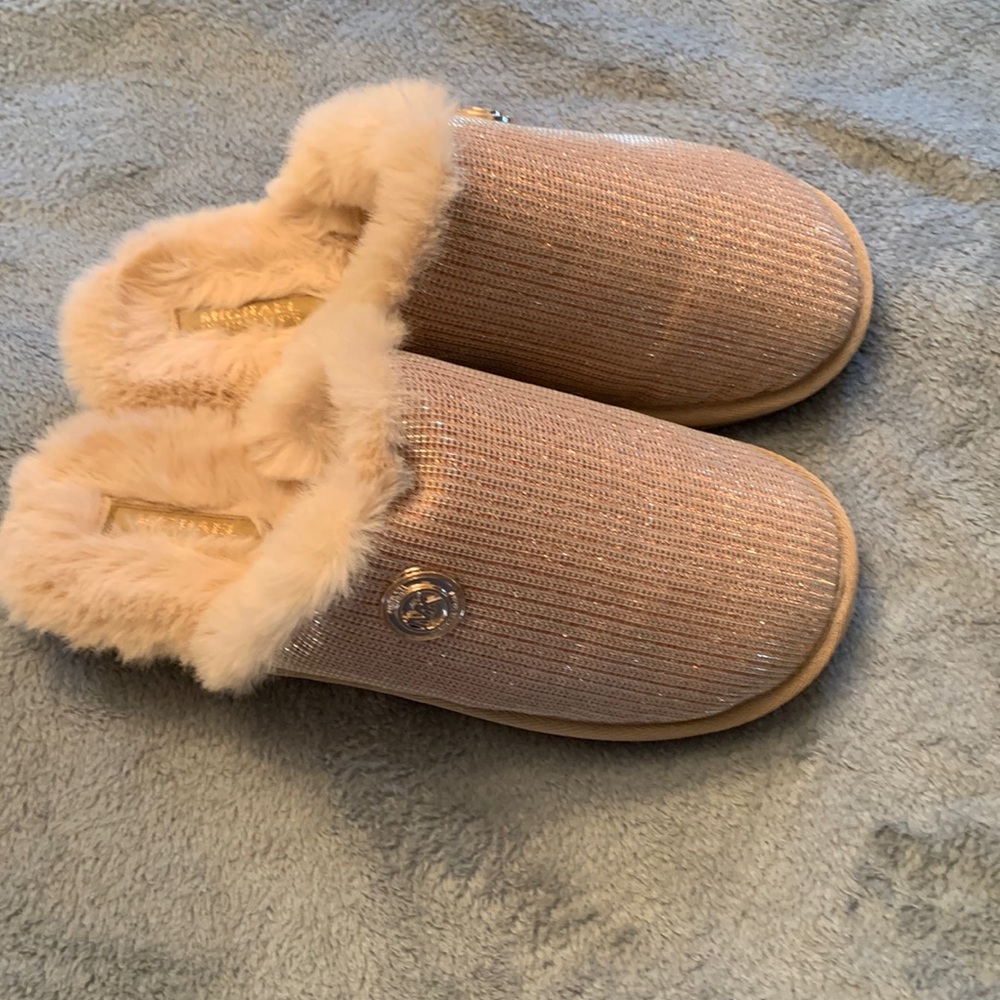 Michael Kor slippers they are new